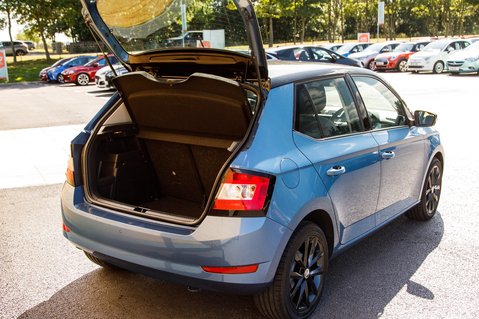 Skoda Fabia COLOUR EDITION MPI 34