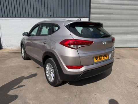 Hyundai TUCSON 1.6 GDi Blue Drive SE Nav Euro 6 (s/s) 5dr 4