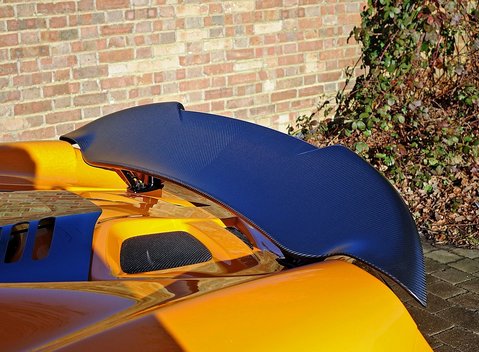 McLaren 675 LT Spider 9