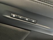 Land Rover Range Rover Evoque 2.0 D200 R-DYNAMIC HSE MHEV 21