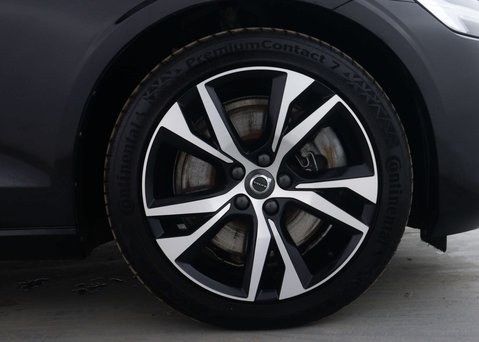 Volvo V60 2.0 V60 R-Design T6 Recharge AWD Auto 4WD 5dr 15