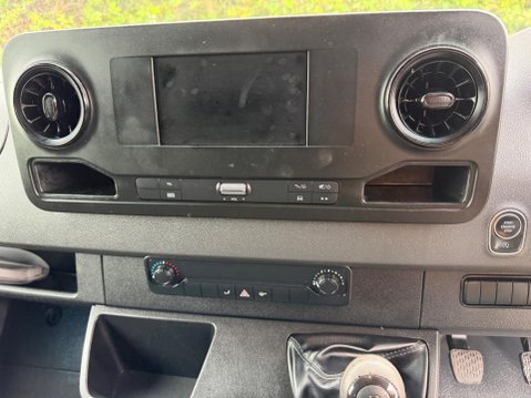 Mercedes-Benz Sprinter 2.0 315 CDI Progressive RWD L3 H2 Euro 6 (s/s) 5dr 13