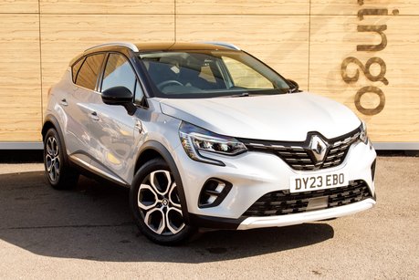 Renault Captur TECHNO E-TECH