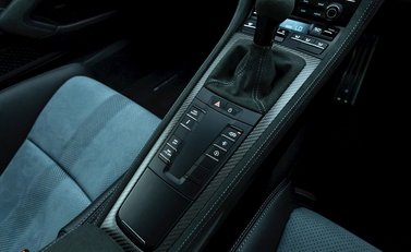 Porsche Cayman GT4 RS (718) 20