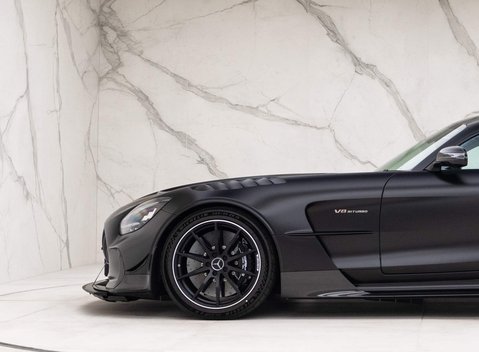 Mercedes-Benz Amg GT BLACK SERIES 32
