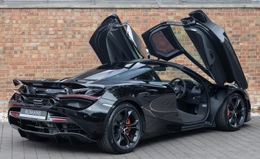 McLaren 720S 8