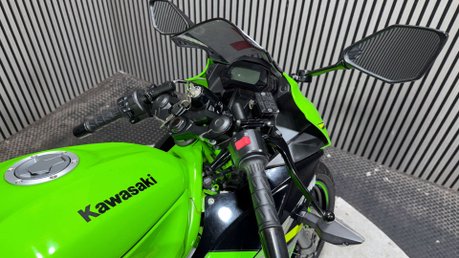 Kawasaki Ninja 2020 ONLY 13K LONG MOT WARRANTY SPORTS BIKE 125CC 19