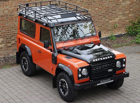 Land Rover 90 Adventure 22