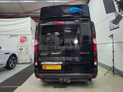 Renault Trafic 8