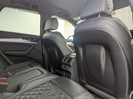 Audi SQ5 3.0 SQ5 TDI MHEV Quattro Auto 4WD 5dr 44