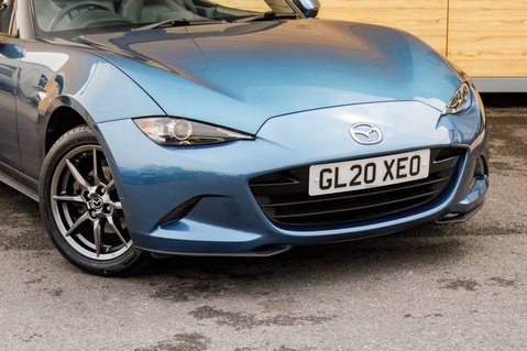 Mazda MX-5 SPORT 10