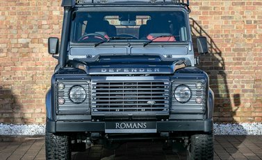 Land Rover Defender 90 TD XS Station Wagon 4