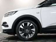 Vauxhall Grandland X SRI NAV 27