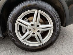 Porsche Cayenne 3.0 Cayenne V6 D Tiptronic 4WD 5dr 61