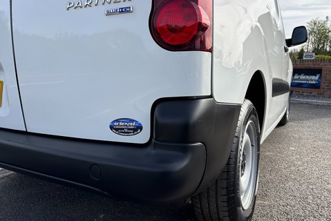 Peugeot Partner 850 S L1 1.6 Hdi 92ps Panel Van with Air Con - Direct from MOD 20