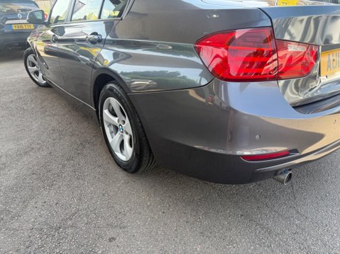 BMW 3 Series 2.0 320d ED EfficientDynamics Auto Euro 5 (s/s) 4dr 6