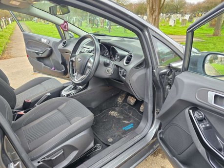 Ford Fiesta 1.0T EcoBoost Zetec Powershift Euro 6 5dr 22
