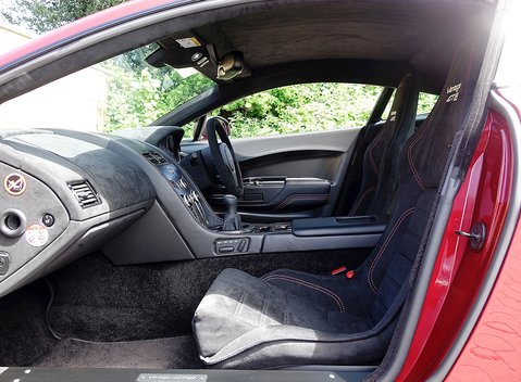 Aston Martin Vantage GT8 10