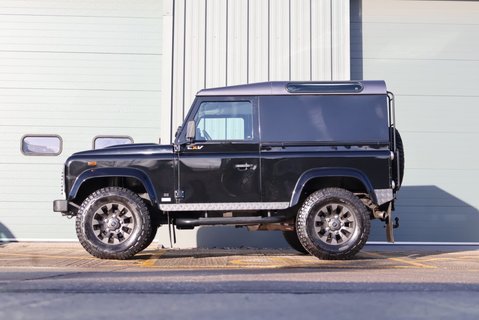 Land Rover Defender  LXV 65TH ANNIVERSARY HARD TOP only 150 made  extensive Landrover History  23