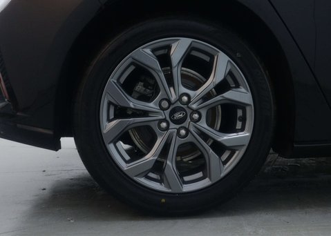 Ford Focus 1.0 Focus ST-Line MHEV Auto 5dr 13