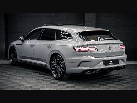 Volkswagen Arteon 2.0 Arteon R TSi 4Motion Semi-Auto 4WD 5dr