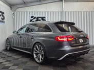 Audi RS4 4.2 FSI V8 Estate 5dr Petrol S Tronic quattro Euro 5 (450 ps) 38