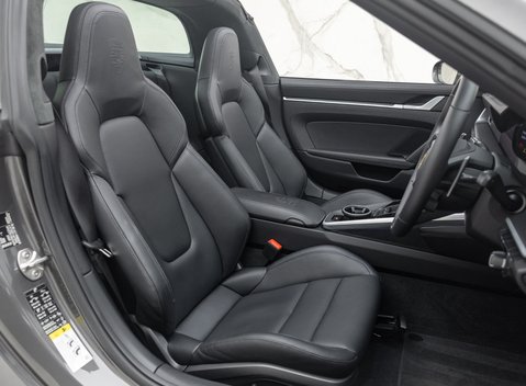 Porsche 911 Targa 4 (992) 17