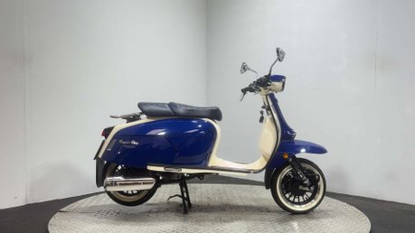 Royal Alloy GP AC 2019 ONLY 168 MILES NEW MOT CUSTOM SCOOTER 125CC LEARNER 1