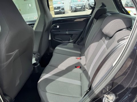 Volkswagen Up HIGH UP BLUEMOTION TECHNOLOGY 22