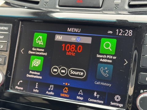 Nissan Navara 2.3 dCi Tekna Auto 4WD Euro 6 4dr 19