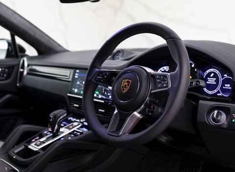 Porsche Cayenne GTS Coupé 9