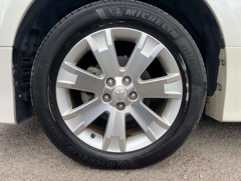 Mitsubishi Delica Roadest 81