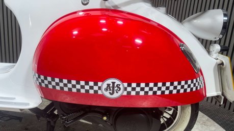 Ajs MODENA 2023 ONLY 3K LEARNER SCOOTER 125CC 1 OWNER NEW MOT SERVICED 30