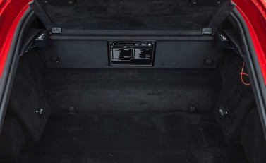 Ferrari 812 Superfast 38