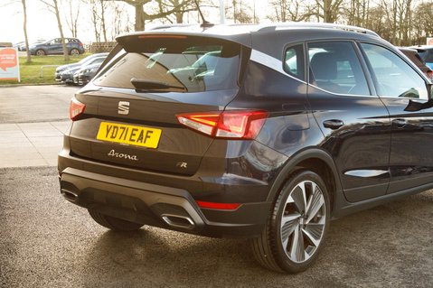 SEAT Arona ECOTSI FR SPORT 8