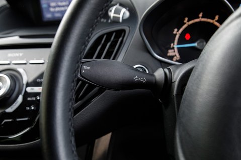 Ford B-Max TITANIUM 16