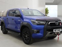 Toyota Hilux Invincible X | Auto | 2.8 LT | Double Cab | Sensors | EURO 6 | NO VAT 2