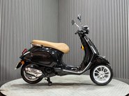 Piaggio Vespa Primavera 2021 ONLY 612 MILES NEW MOT SERVICED 50CC AUTO 4