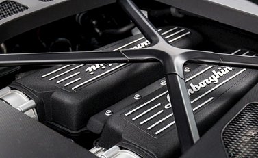 Lamborghini Huracan LP 610-4 13