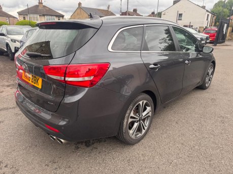Kia Ceed CRDI GT-LINE ISG 9