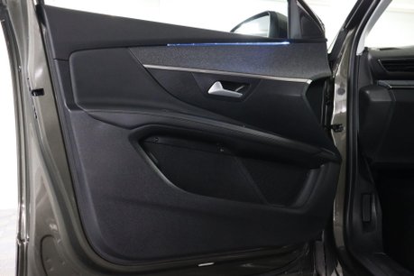 Peugeot 3008 PURETECH S/S ALLURE 44