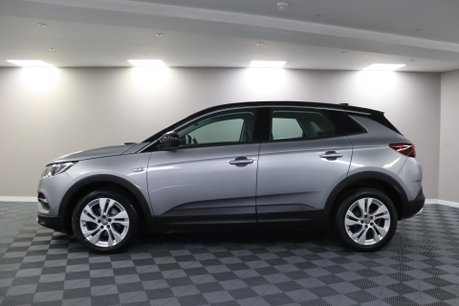 Vauxhall Grandland X SPORT NAV S/S 24