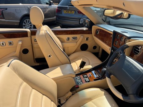 Bentley Azure 6.8 Convertible 2dr Petrol Automatic (422 g/km, 385 bhp) 26