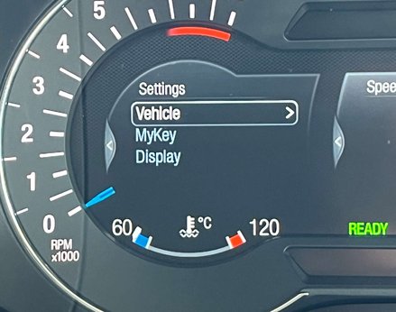 Ford Galaxy 2.5 Galaxy Titanium HEV CVT 5dr 32