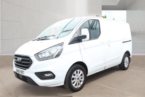 Ford Transit Custom SWB L1H1 Low Roof Limited 300 Air Con Alloys Sensors EURO 6 NO VAT