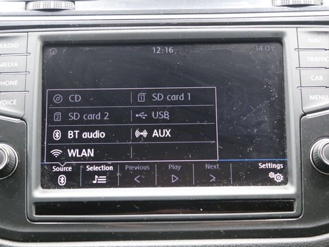 Volkswagen Tiguan 2.0 TDI BlueMotion Tech R-Line DSG Euro 6 (s/s) 5dr 16