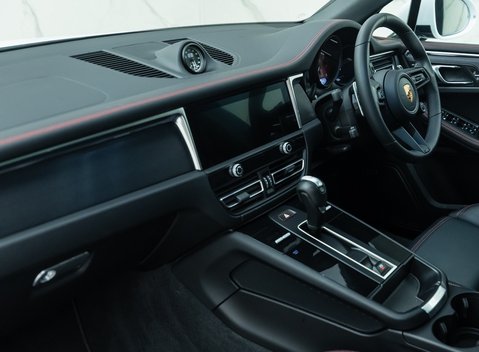 Porsche Macan GTS 20