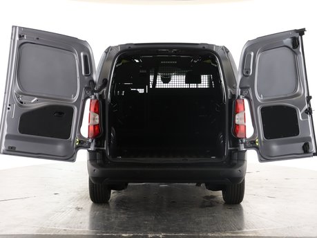 Citroen Berlingo XL 1.5 BlueHDi 100ps Crew Van Enterprise Plus 2