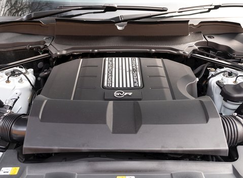 Land Rover Range Rover Sport 5.0 SVR 34