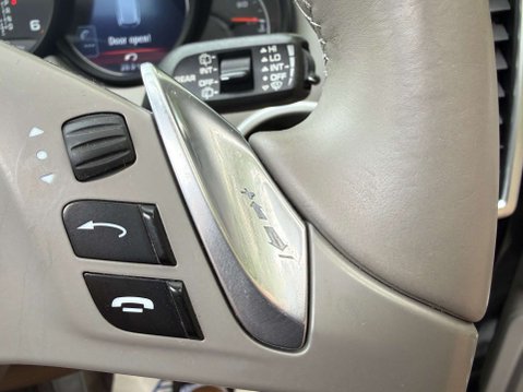 Porsche Cayenne 3.0 Cayenne V6 D Tiptronic 4WD 5dr 41